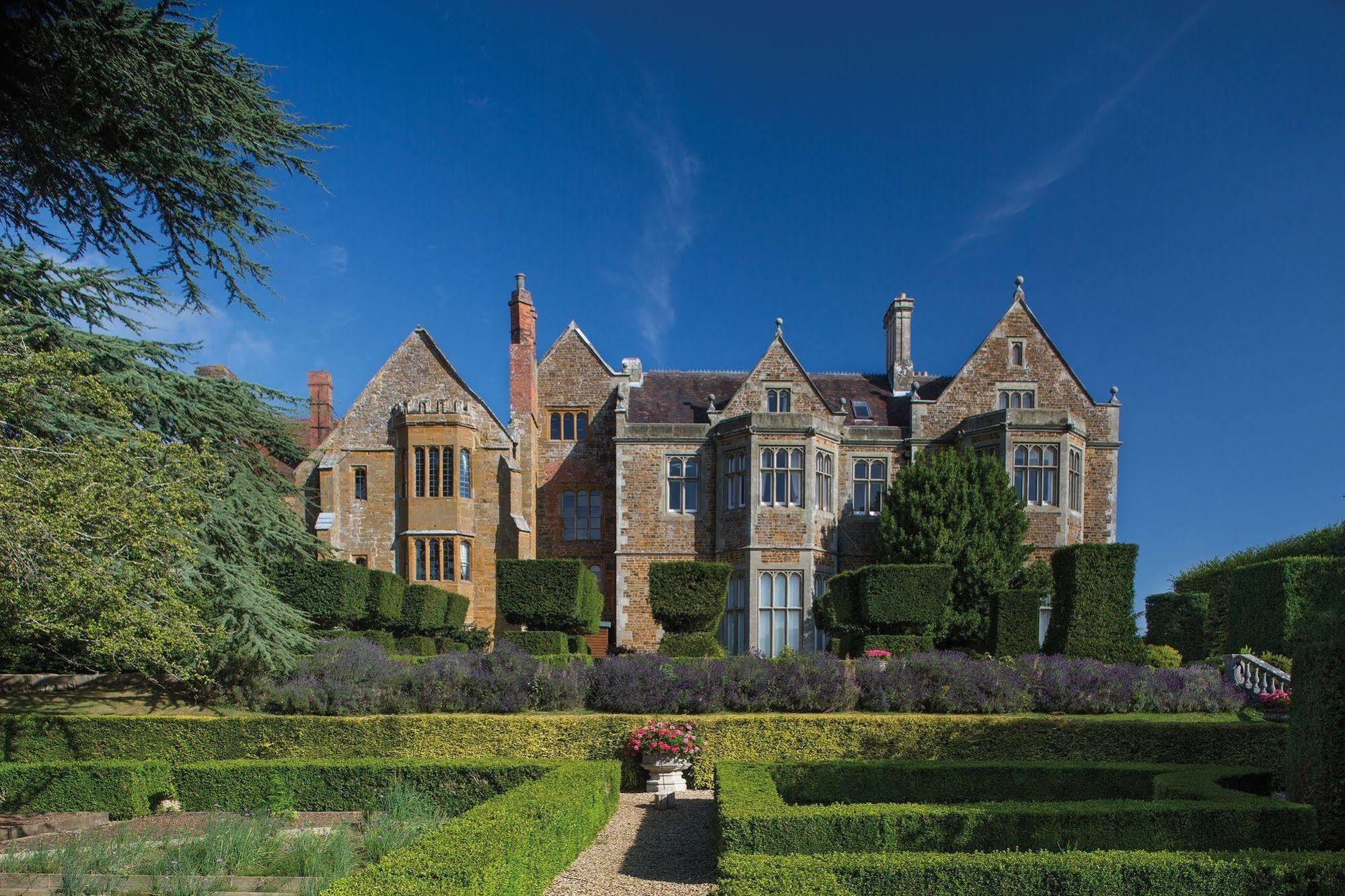 Fawsley Hall Hotel Daventry Exterior photo