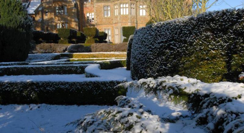 Fawsley Hall Hotel Daventry Exterior photo